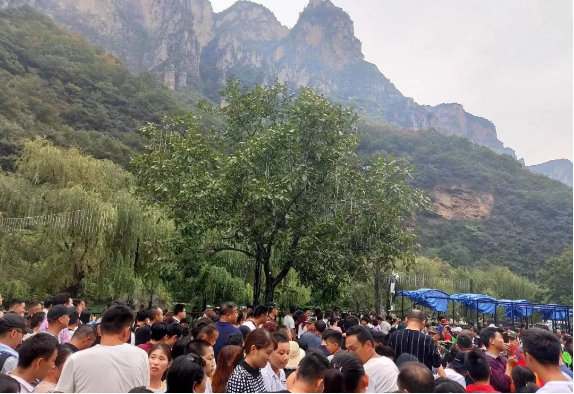 體育+旅游=？